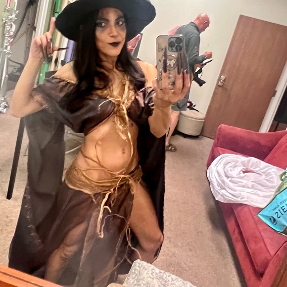 Witch Halloween costume, hand made, artist Jaqueline Cruz, dark devil + with hat - Picture 10 of 16